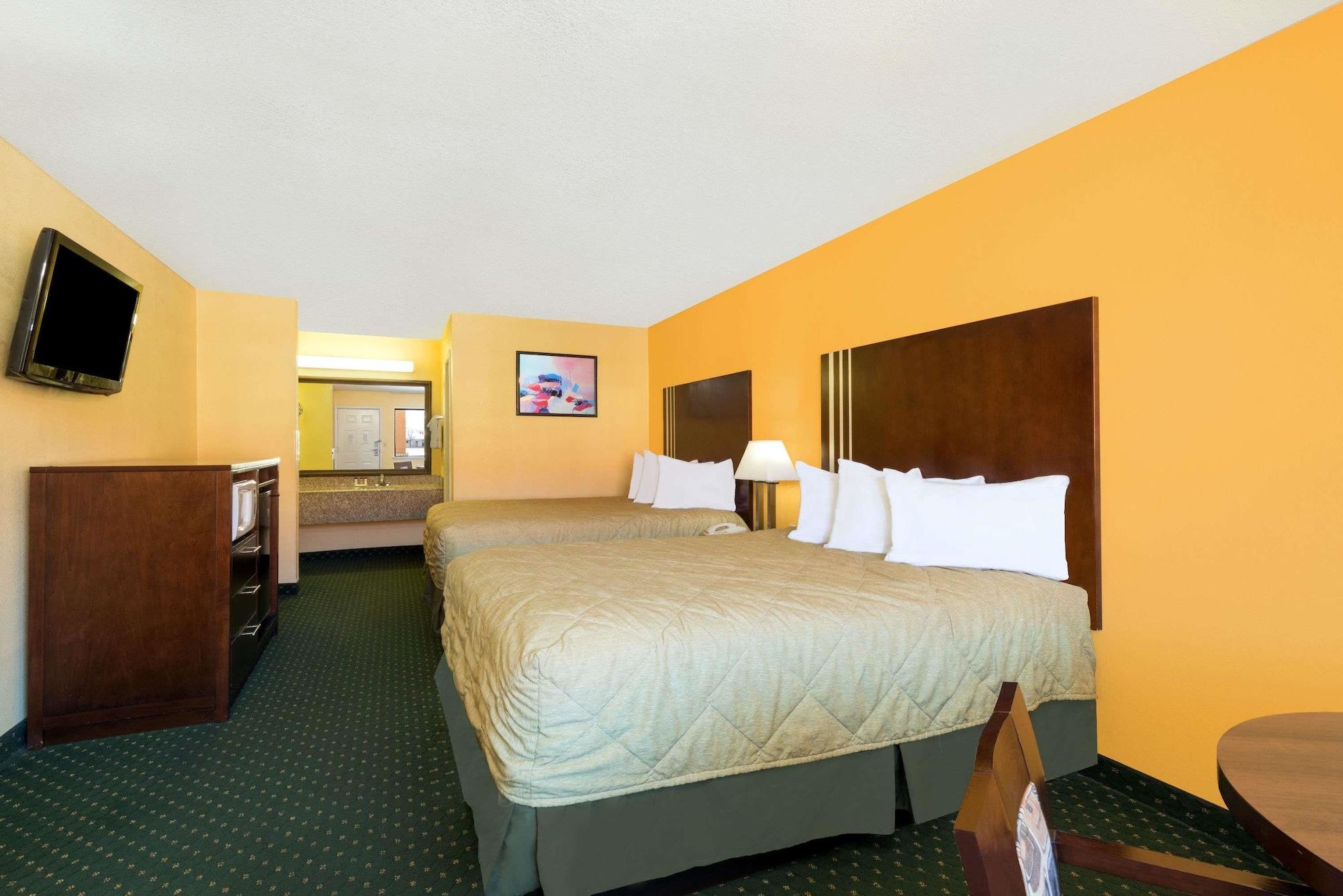 Ramada By Wyndham San Antonio Near Seaworld - Lackland Afb Buitenkant foto